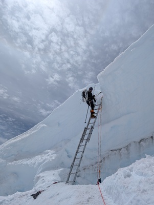 Ascending a fixed ladder - don't fall!